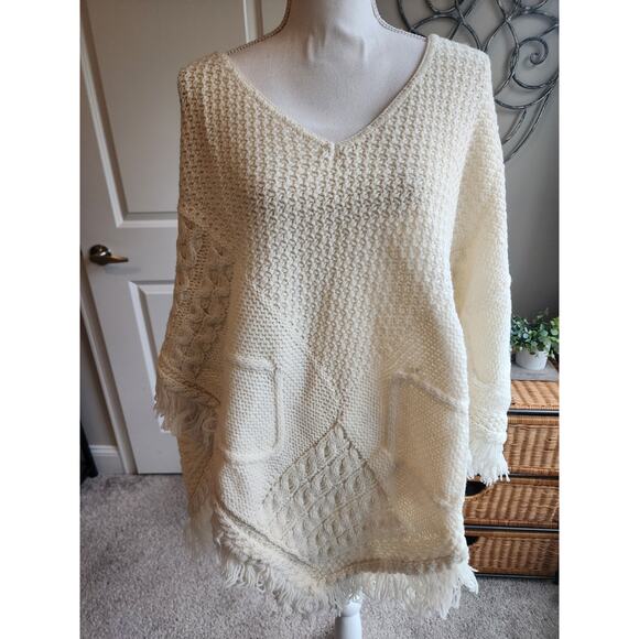 Aran Crafts Poncho Cape Ivory 100% Merino Wool Cable Knit Irish Sweater Plus - Picture 1 of 12